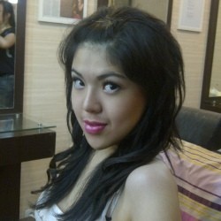 Tina Toon Merasa Lebih Seksi Setelah Sulam Bibir