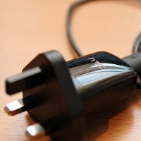 Kurangi Sampah Elektronik, HTC Jual Ponsel Tanpa Charger