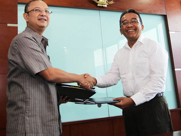 PLN Sewa PLTU Lombok