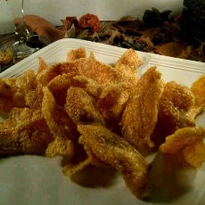 Kriuk-kriuk, Keripik Wortel dan Kulit Singkong ala Rock n Roll