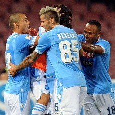 Napoli Menang Meyakinkan, Mazzarri Puji Seluruh Pemainnya