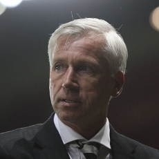 Pardew Tangani Newcastle Sampai 2020