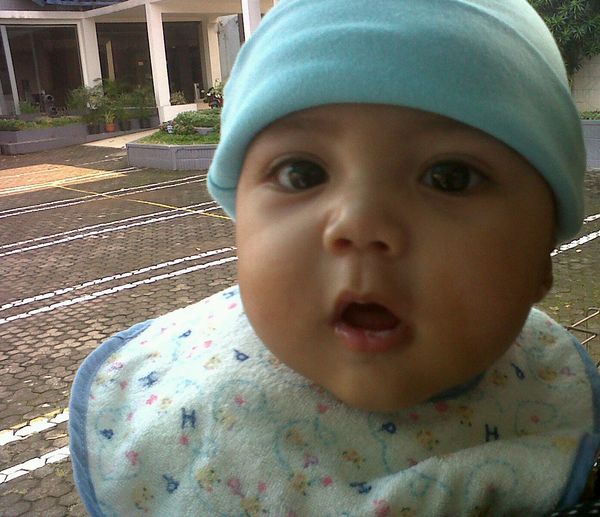 Ezechiele Jonathan, 7 Bulan, Lelaki