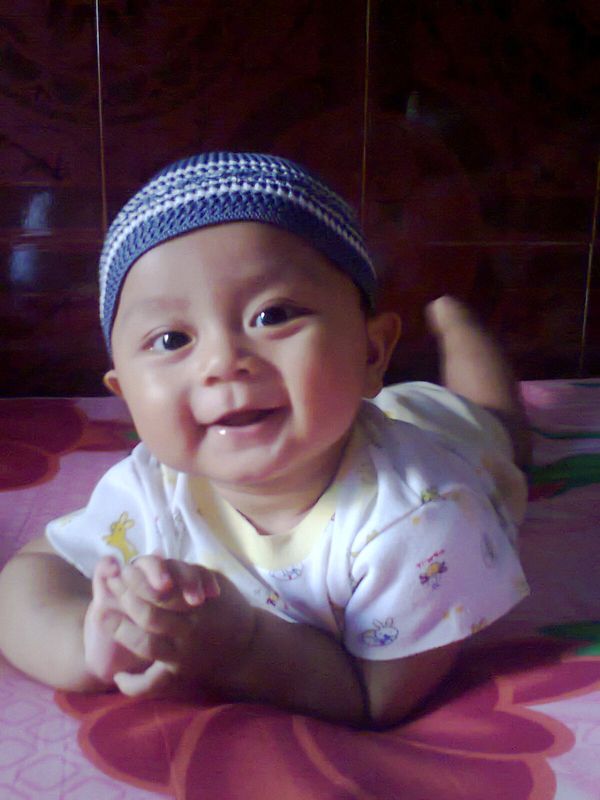 Narayana Pramana Hadi, 10 Bulan, Lelaki