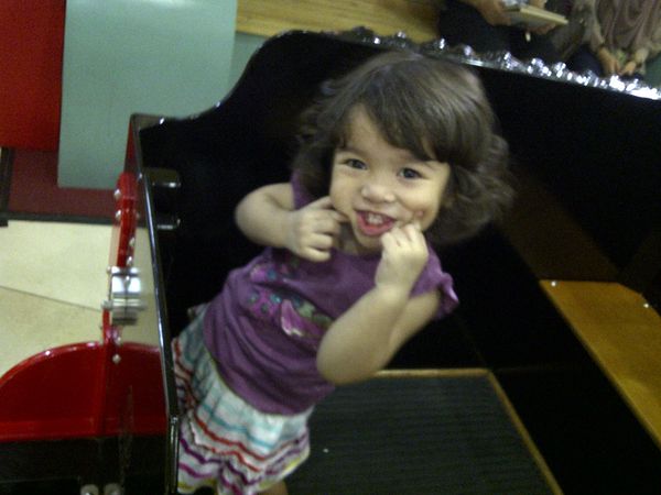 Kayla Annisa Amalia, 2,2 Tahun, Perempuan