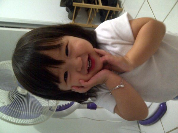 Carissa Islandi, 1,6 Tahun, Perempuan