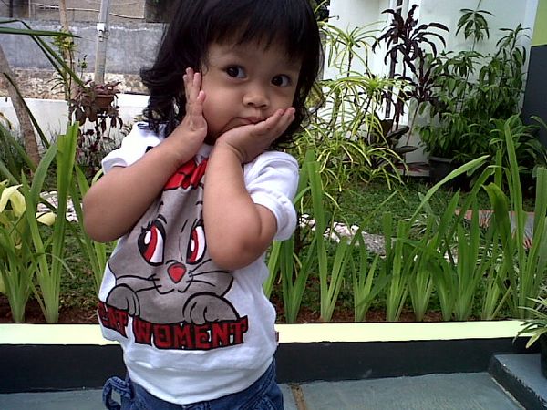 Lareyna Griselda Dyella, 2,5 Tahun, Perempuan