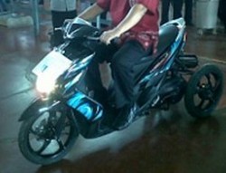 Siswa SMKN 6 Modifikasi Motor Khusus Difabel