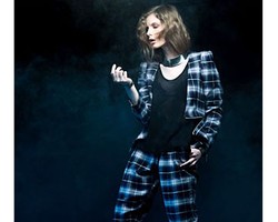 8 Rancangan Busana Edgy & Unik Nina Nikicio