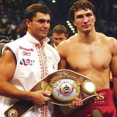 Pernah Dikanvaskan, Wladimir Klitschko Kenang Mendiang Corrie Sanders