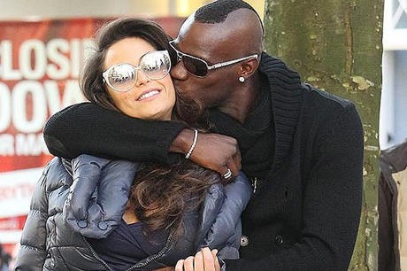 Balotelli Rujuk Lagi dengan Kekasihnya