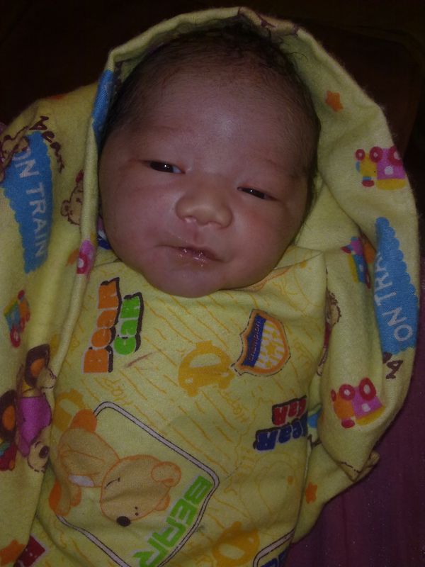 Umam Ibadurachman, 9 Bulan, Lelaki
