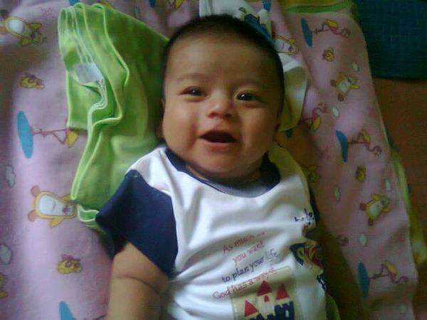 Ahmad Azam Wijaya, 3 Bulan, Lelaki