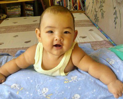 Akiko Gillian Glory Mackenzie Mantow, 3,3 Tahun, Perempuan