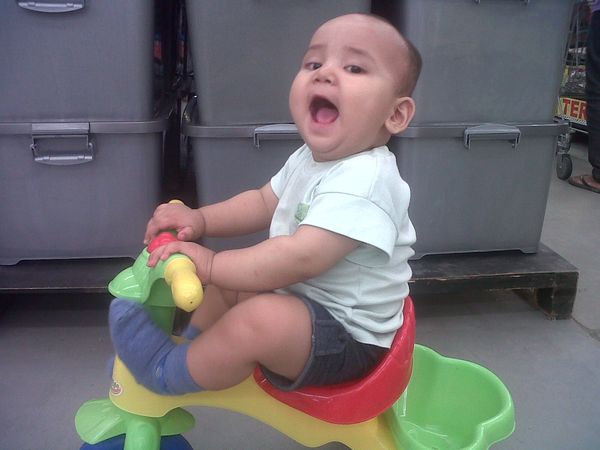 Elfatih Rizq Narachta, 10 Bulan, Lelaki