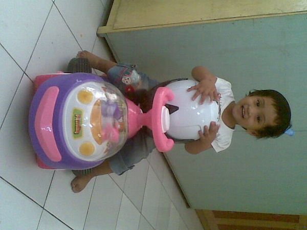 Aqila Nafisa Gassania Purnomo, 1,10 Tahun, Perempuan