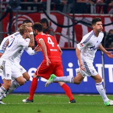 Schalke Diimbangi Dusseldorf 2-2