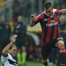 Milan Diimbangi Parma 1-1