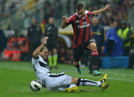 Milan Diimbangi Parma 1-1 Milan Diimbangi Parma 1-1