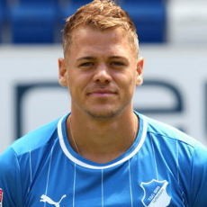 Kondisi Vukcevic Masih Kritis, tapi Stabil