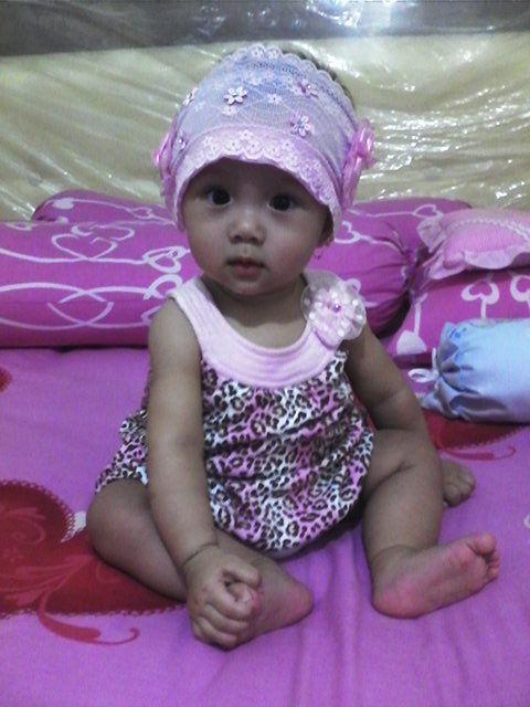 Pannya Efendi, 9 Bulan, Perempuan