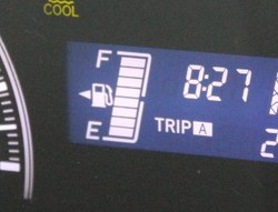 Tangki Bensin Harus Selalu Full?