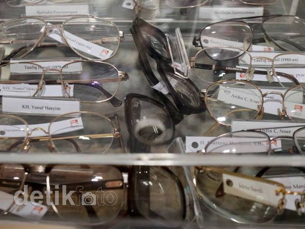 Melirik Koleksi Fadli Zon yang Diganjar MURI 6 Kali