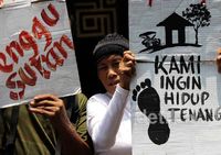 Peringatan Hari Habitat Diwarnai Demo