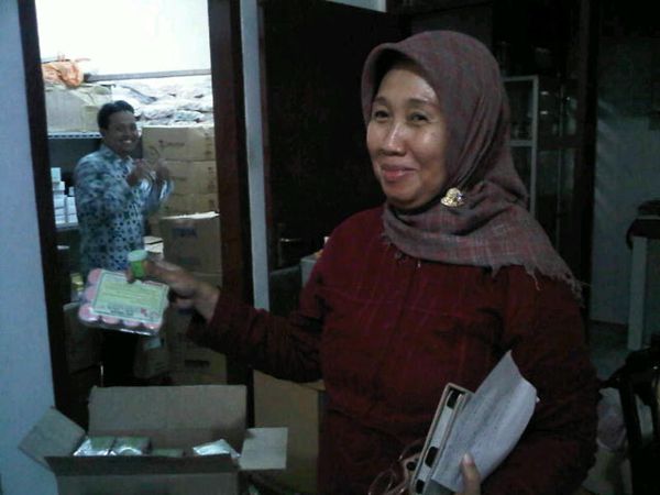 BBPOM Surabaya Gerebek Gudang Kosmetik Berbahaya