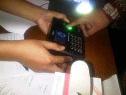 Absensi Finger Print, Ikhtiar Membuat Anggota DPR Lebih Baik