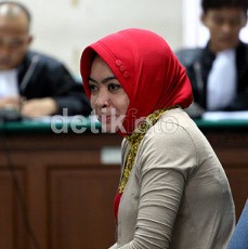 Wa Ode Nurhayati Hadapi Sidang Tuntutan