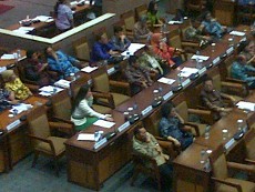 Absensi Finger Print Digunakan, 200-an Anggota DPR Tetap Bolos 