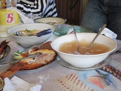 Traveling ke Papua, Wajib Icip-icip Papeda!