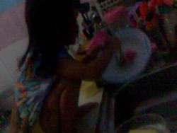 Antara Sunlight dan Adik Kecil