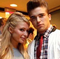 Duh..Pukul Seorang Model, Kekasih Paris Hilton Ditangkap