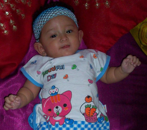 Rr, Anggita Azra Dewanto, 6 Bulan, Perempuan