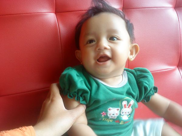 Najwa Nur Azizah, 1 Tahun, Perempuan