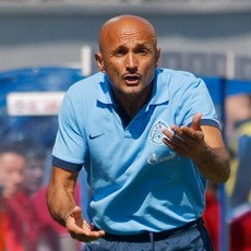 Zenit Mencari Momentum untuk Bangkit