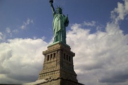 Hai, Nona Liberty!