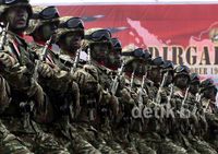 Gladi Bersih HUT TNI Ke-67