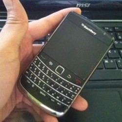 RIM: BlackBerry Messenger Sedang Bermasalah