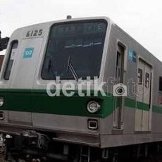 Pengguna Kereta Pertimbangkan Gugat Kenaikan Tarif KRL Commuter Line