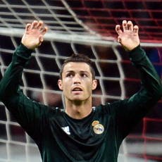 Ronaldo Masuk Klub 40 di Liga Champions