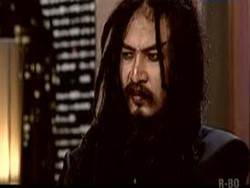 Suami Berpoligami, Istri Pertama Tuntut 30 Miliar