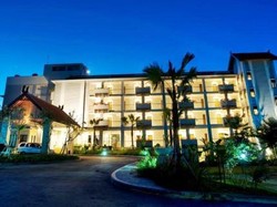 Flores, Gaya Koper Sampai Ransel