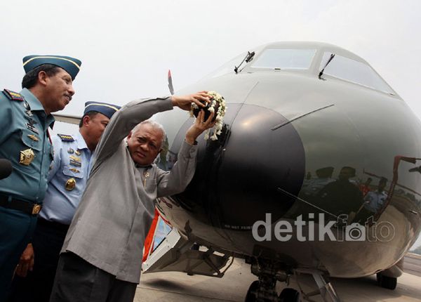 TNI AU Resmi Terima 2 Pesawat Angkut CN-295