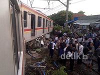 KRL Commuter Line Anjlok di Cilebut