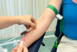 Pasien Tuntut Dokter Karena Lakukan Tes HIV Tanpa Izin