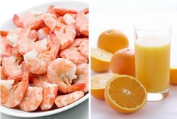 Benarkah Minum Jeruk Setelah Makan Udang Bisa Bikin Keracunan?