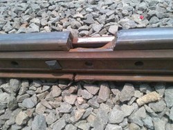 Mengapa Rel Kereta Api Bisa Gompal?